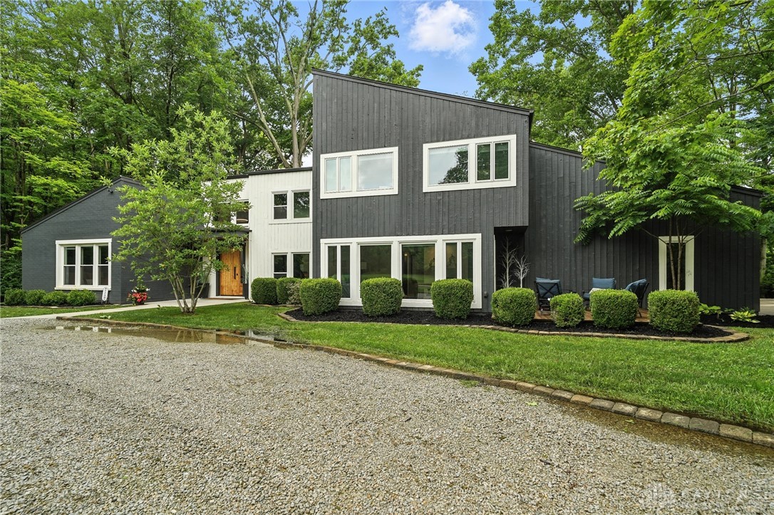 9258 Clyo Rd, Dayton, OH 45458 - MLS 936990 - Coldwell Banker