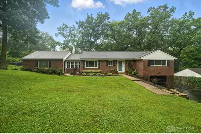 945 Oakland Drive, Beavercreek Twp, OH 45434 - Photo 1