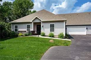 1102 Brookfield Dr, Waynesville, OH 45068 - Photo 1