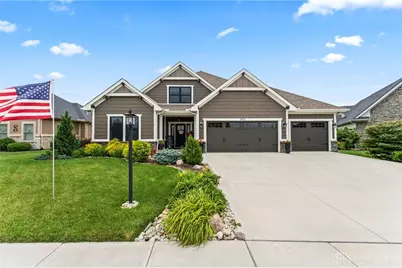 804 Pebble Place, Tipp City, OH 45371 - Photo 1