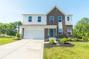 813 Hunters Run Dr, Brookville, OH 45309 - Photo 1