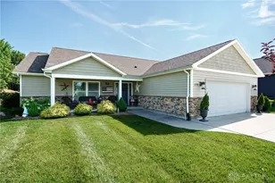 119 Hill Cir, Englewood, OH 45322 - Photo 1