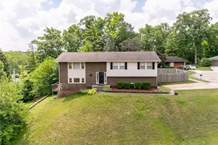 500 Lincoln Green Dr, West Carrollton, OH 45449 - Photo 1