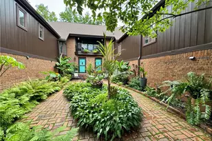 101 Blue Gate Cir, Dayton, OH 45429 - Photo 1