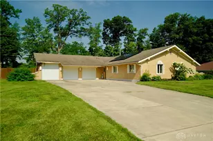 7339 Mohawk Trail Rd, Dayton, OH 45459 - Photo 1