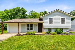 360 Spruceway Dr, Springboro, OH 45066 - Photo 1