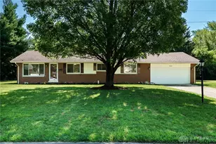 500 Clareridge Ln, Dayton, OH 45458 - Photo 1