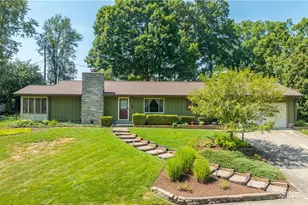 977 Crestwood Hills Dr, Vandalia, OH 45377 - Photo 1