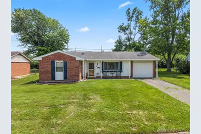 454 Mayfield Square, Troy, OH 45373 - Photo 1