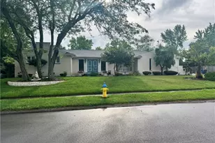 801 Accent Park Dr, Dayton, OH 45417 - Photo 1