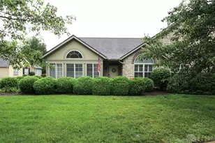 2047 Wentworth Village Dr, Bellbrook, OH 45305 - Photo 1