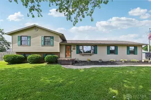 1069 Shirley Dr, Xenia, OH 45385 - Photo 1