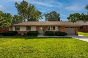 132 Grantwood Dr, Dayton, OH 45449 - Photo 1