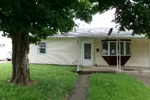 25 Westport Dr, Fairborn, OH 45324 - Photo 1