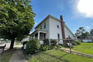 425 S Commerce St, Lewisburg, OH 45338 - Photo 1