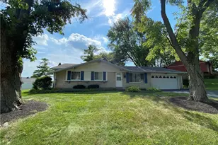 913 Avey Ln, Englewood, OH 45322 - Photo 1