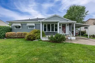 562 Travis Dr, Dayton, OH 45431 - Photo 1