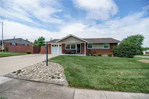 715 Harlan Pl, Dayton, OH 45431 - Photo 1