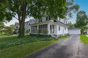 410 Wiltshire Blvd, Oakwood, OH 45419 - Photo 1