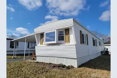 39 Estate Drive, Brookville, OH 45309 - Photo 1