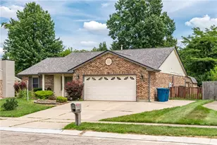 8760 Watergate Dr, Huber Heights, OH 45424 - Photo 1