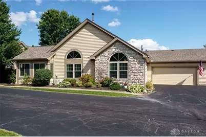 133 Villa Pointe Drive, Springboro, OH 45066 - Photo 1