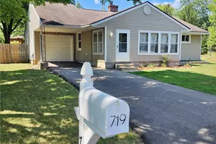 719 Fallview Ave, Englewood, OH 45322 - Photo 1