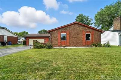 719 Hiatt Avenue, Wilmington, OH 45177 - Photo 1