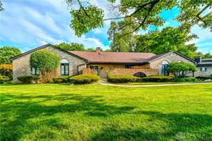 256 E Rahn Rd, Dayton, OH 45429 - Photo 1