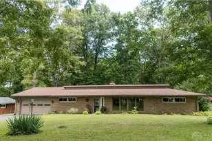 2526 Ehrhart Dr, Springfield, OH 45502 - Photo 1