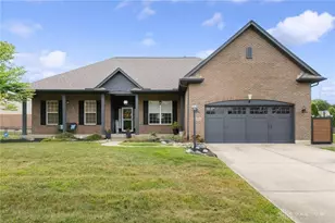 4220 Grace Cir, Beavercreek, OH 45431 - Photo 1