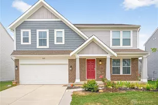 7032 Honeylocust St, Tipp City, OH 45371 - Photo 1