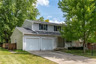 1878 Statehouse Ct, Bellbrook, OH 45305 - Photo 1