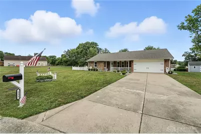 111 Lynette Court, Monroe, OH 45050 - Photo 1