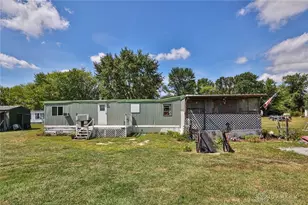 7163 Fernwood Trail, Hillsboro, OH 45133 - Photo 1