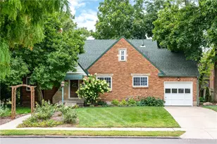 102 Chatham Dr, Dayton, OH 45429 - Photo 1