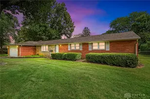 5052 Dobbs Dr, Centerville, OH 45440 - Photo 1