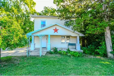 5720 Old Troy Pike, Huber Heights, OH 45424 - Photo 1