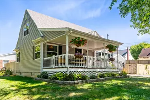 348 S Stadium Dr, Xenia, OH 45385 - Photo 1