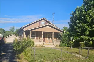 33 Cherokee Dr, Dayton, OH 45417 - Photo 1