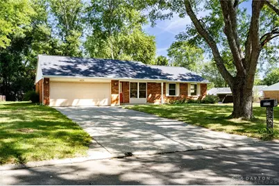 4426 Knob Hill Drive, Bellbrook, OH 45305 - Photo 1