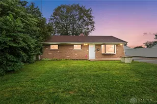 2925 Cunnington Ln, Dayton, OH 45420 - Photo 1