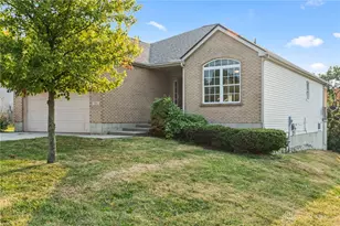 292 Timber Hill Dr, Hamilton, OH 45013 - Photo 1