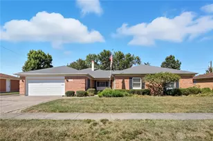 825 Fairgrove Way, Trotwood, OH 45426 - Photo 1