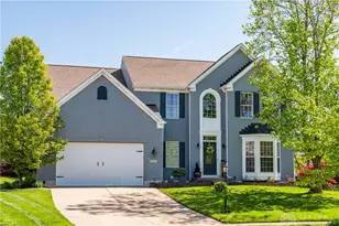 10 Farr Dr, Springboro, OH 45066 - Photo 1