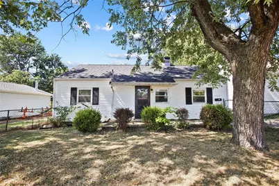 869 S Maple Avenue, Fairborn, OH 45324 - Photo 1