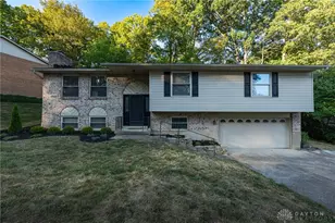 609 Kings Cross Ct, West Carrollton, OH 45449 - Photo 1