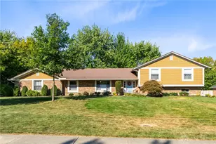 10115 Mallet Dr, Dayton, OH 45458 - Photo 1