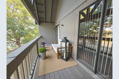 2744 Greystone Drive #E, Columbus, OH 43220 - Photo 1