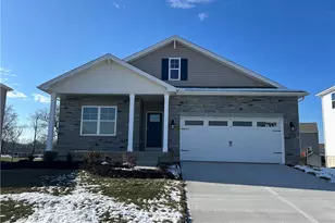 1808 Palmer Ct, Xenia, OH 45385 - Photo 1